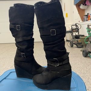Wedge heel boots